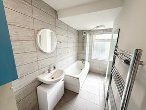 Photo 16- click for photo gallery